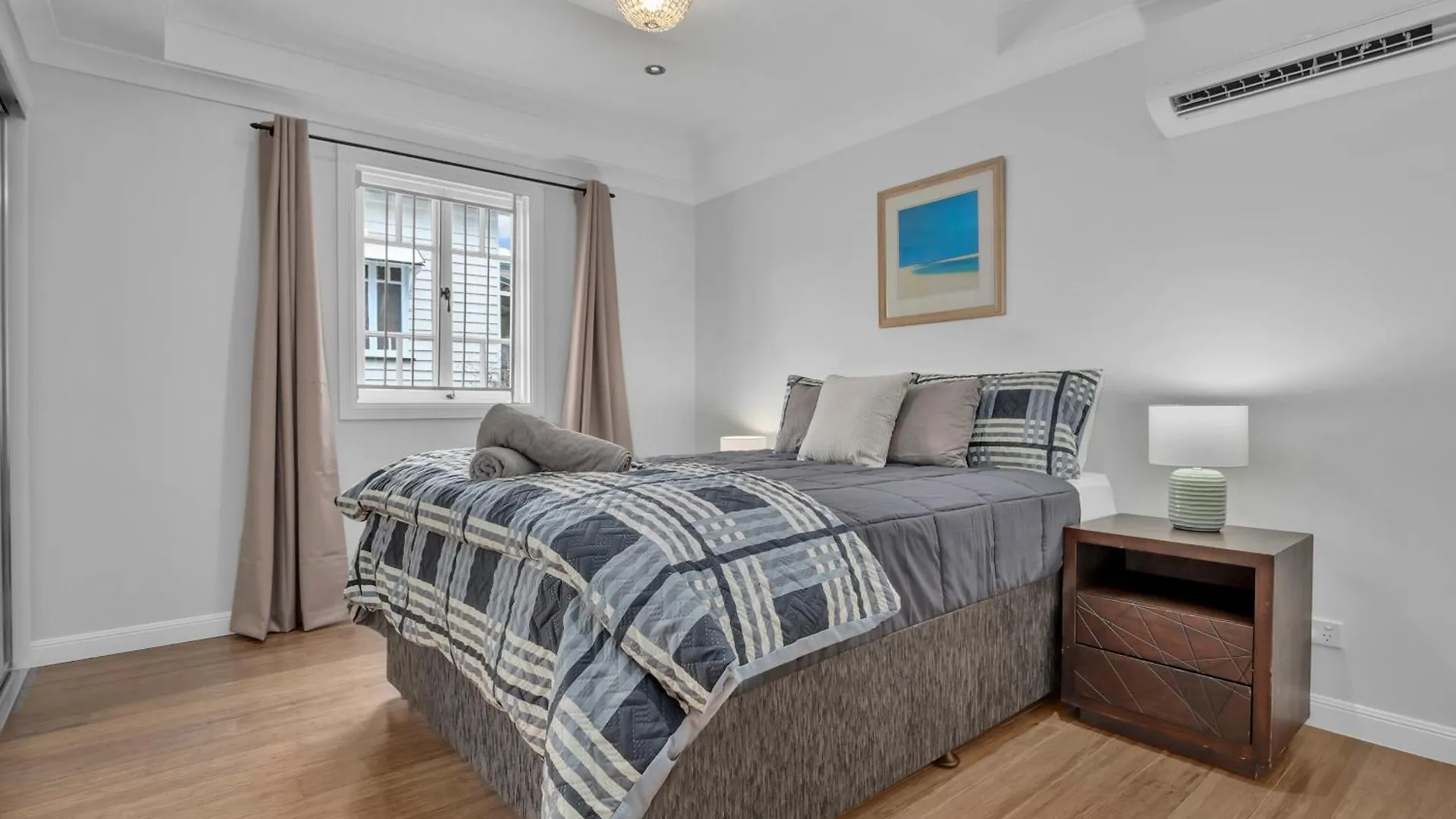 Holiday home Cedar Street Lodge 5Brms 3Bths 2 Homes In 1 Brisbane
