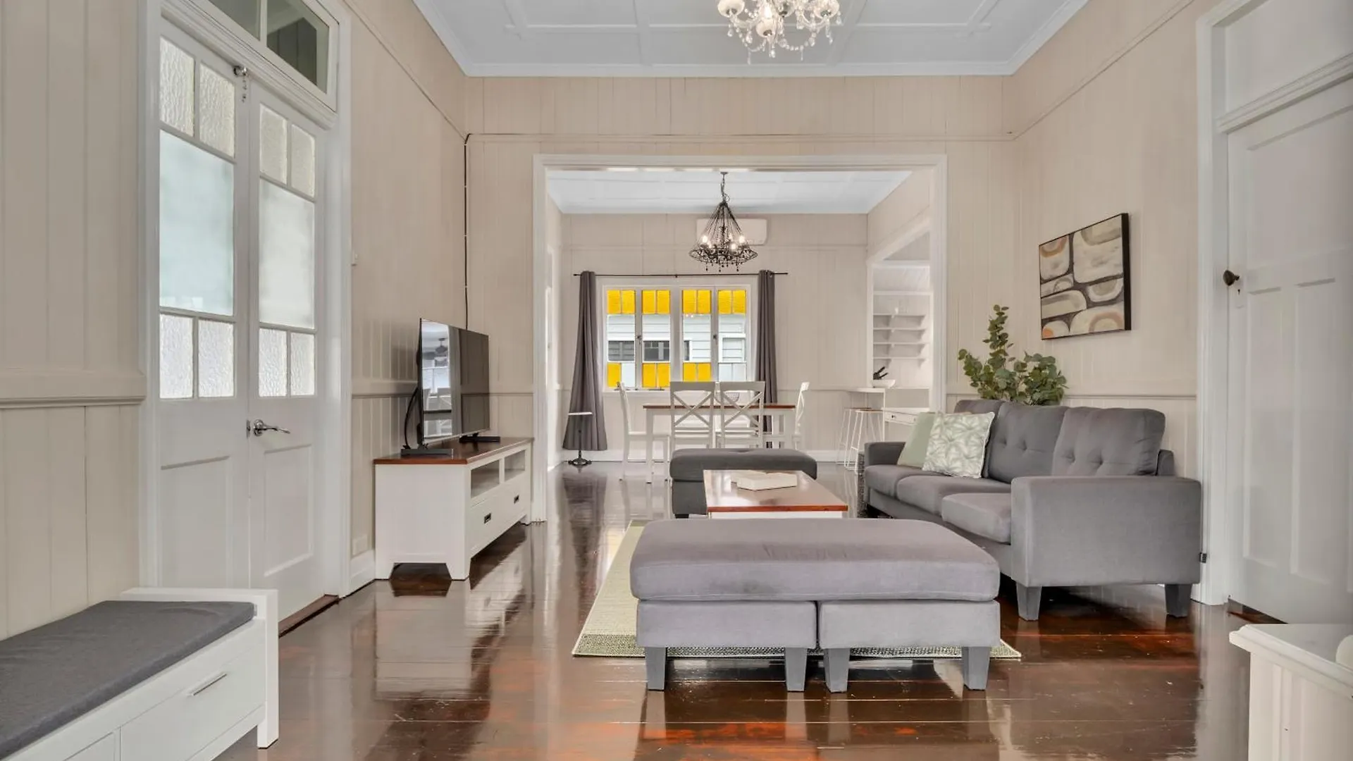 Holiday home Cedar Street Lodge 5Brms 3Bths 2 Homes In 1 Brisbane Australia